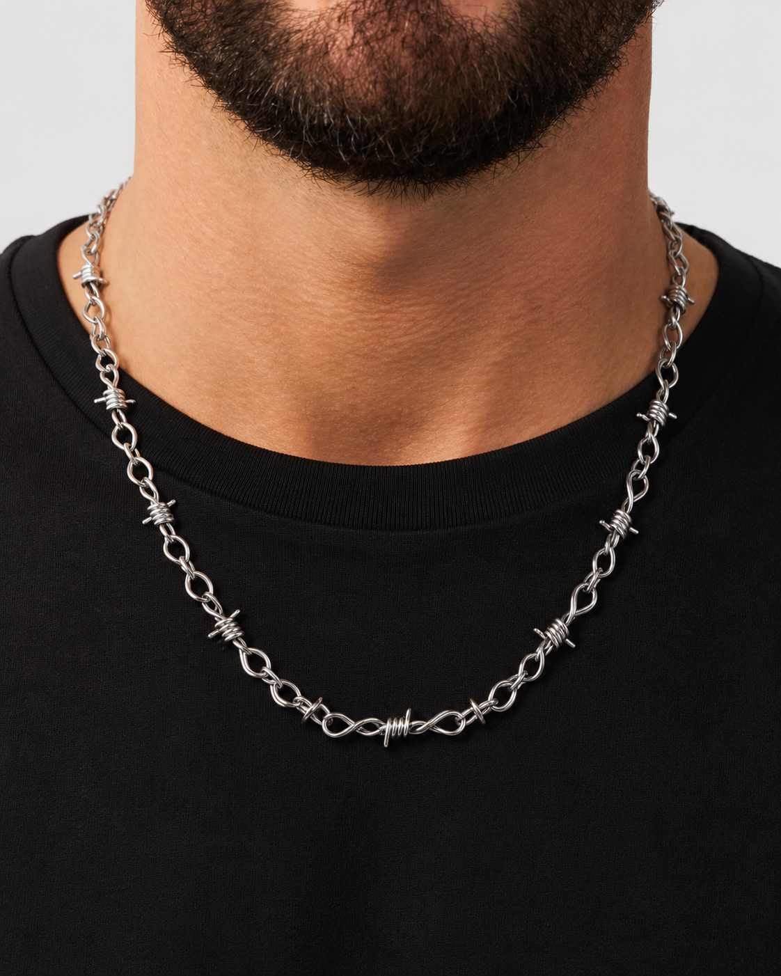 Corrente Wire aço inoxidável Eloz Studio - com modelo